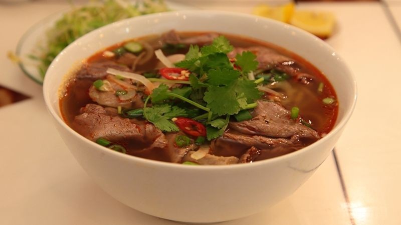 Bún bò dã chiến tiện lợi, nhanh chóng cho bữa sáng
