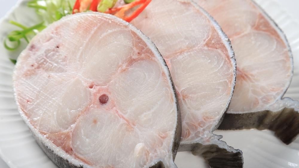 cách nấu cá bớp thì là cho bé ăn dặm