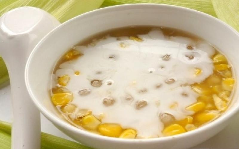 Thành phẩm món chè bắp mỹ với nếp thơm ngon