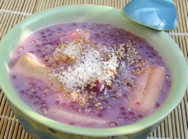 Chè chuối khoai lang tím nước cốt dừa ngon hơn khi thưởng thức lạnh