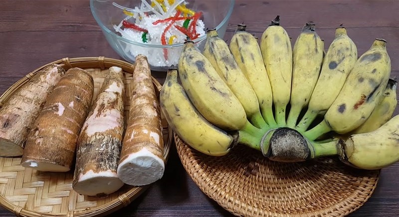 Các nguyên liệu cần thiết cho cách nấu chè chuối khoai mì ngon