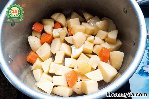 cách nấu thịt trâu hầm đu đủ