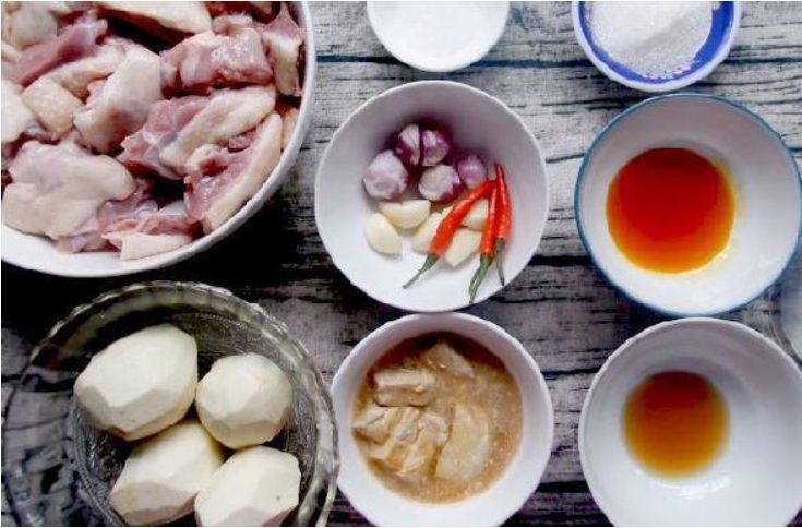 Nguyên liệu tươi ngon cho cách nấu chao vịt nhúng rau muống