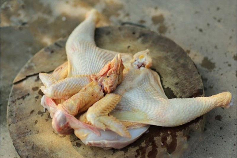 Cách chọn gà tươi, chắc thịt