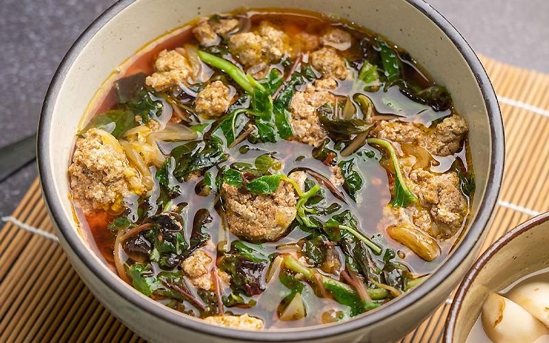tô canh cua mồng tơi rau dền đẹp mắt