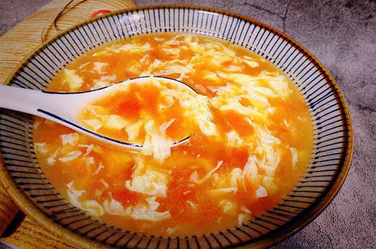 Cách nấu canh cà chua trứng đơn giản