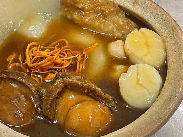 Món canh đông trùng hạ thảo nấu hải sản tươi ngon đầy dinh dưỡng