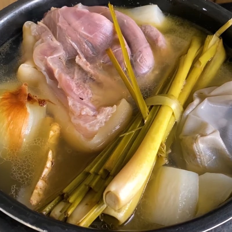 Bước 5 Hoàn thành nước lẩu Lẩu bò thập cẩm