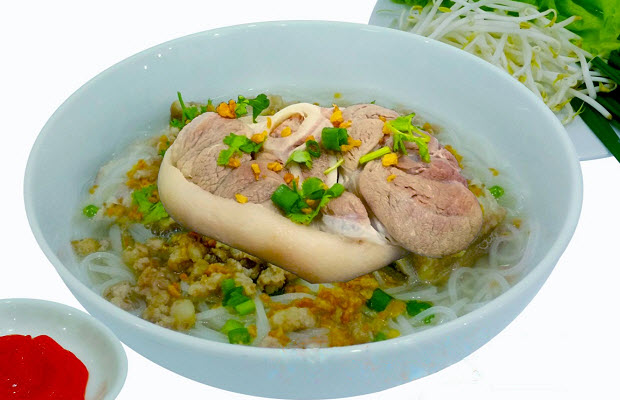 hu tieu gio heo