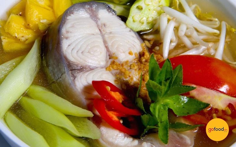 Lẩu cá lăng dọc mùng thanh mát, dễ ăn