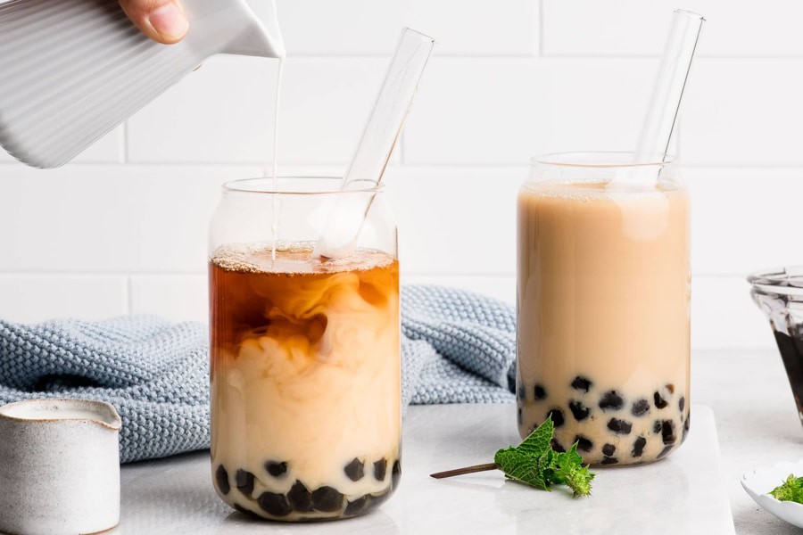 Những lưu ý quan trọng khi tự nấu trà sữa truyền thống để đảm bảo hương vị thơm ngon và giữ được chất lượng tốt nhất của thức uống