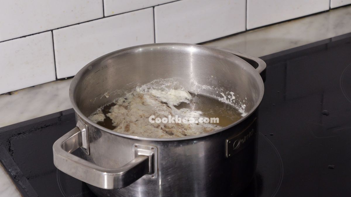 Nấu canh rau đay mồng tơi mướp cùng gạch cua