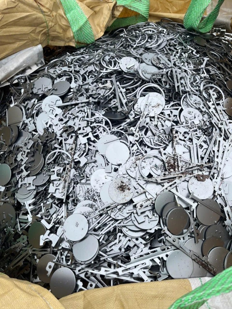 Các loại nhôm phế liệu sẵn sàng cho quy trình tái chế