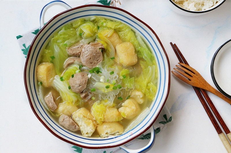 Bát miến bò viên cải thảo thành phẩm hấp dẫn, chuẩn món ăn giảm cân