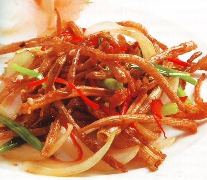 Sá sùng khô xào chua ngọt vừa ngon vừa lạ miệng cho mỗi bữa cơm nhà thêm ngon miệng, thưởng thức món ngon này sẽ không bao giờ khiến bạn thất vọng
