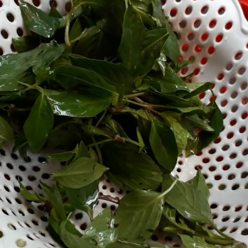 Rau muống bào, bắp chuối bào, rau nhút