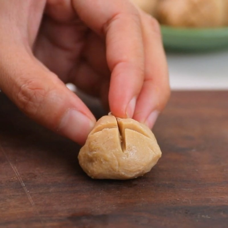 Đậu hũ được cắt thành khối vuông đẹp mắt cho món canh