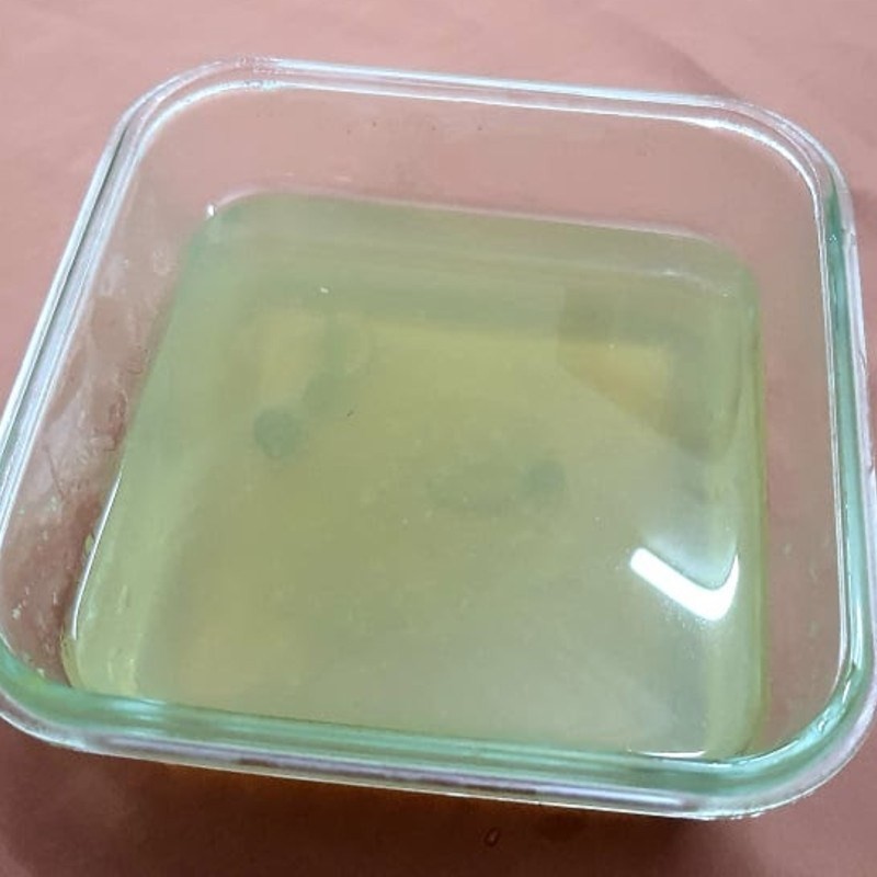 Thịt ốc mít đã luộc chín, được tách vỏ và làm sạch nhớt