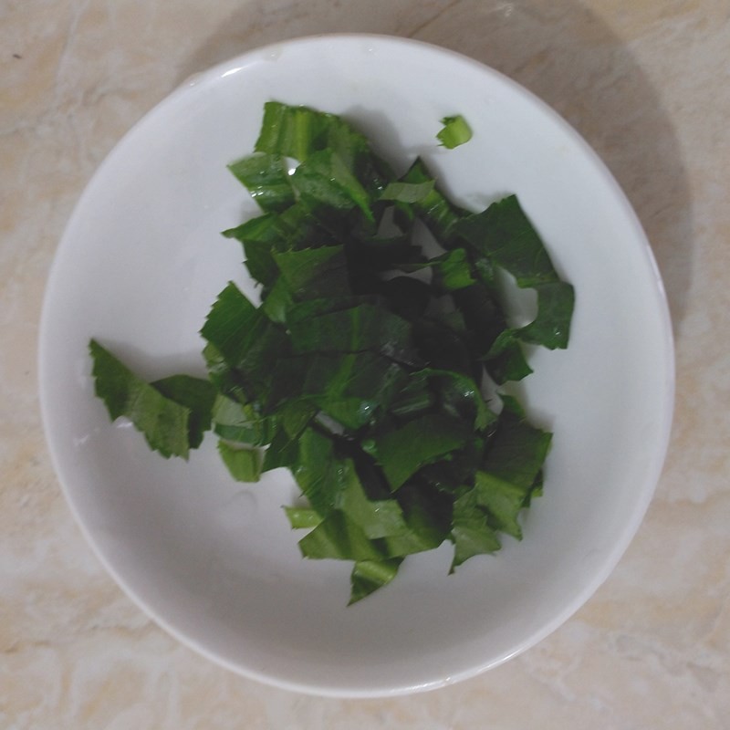 Nguyên liệu thịt và đu đủ đã sơ chế hoàn chỉnh cho món canh