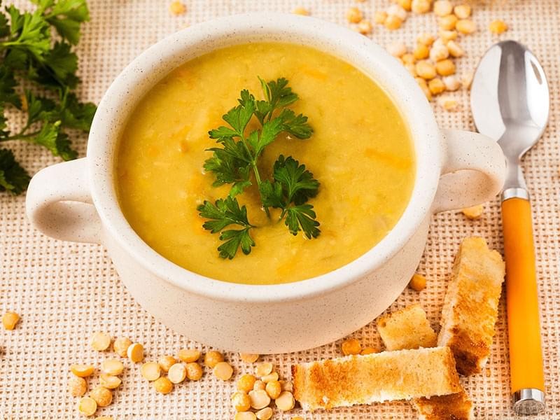 Súp đậu lăng thơm ngon bổ dưỡng, món ăn dặm lý tưởng hoặc món khai vị thanh đạm, một trong các món súp dễ nấu.