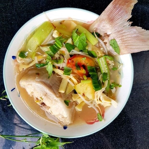 Tô canh chua cá lăng thành phẩm