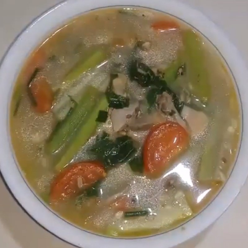 Món canh trai bầu mồng tơi nóng hổi, thanh mát và bổ dưỡng