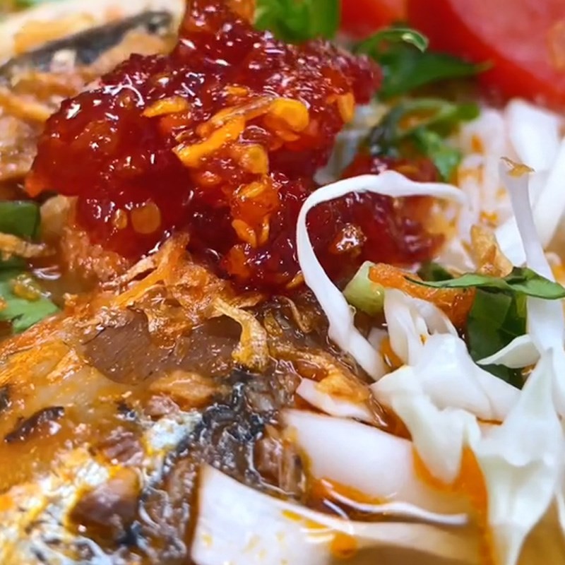 Bún cá hộp thành phẩm nóng hổi