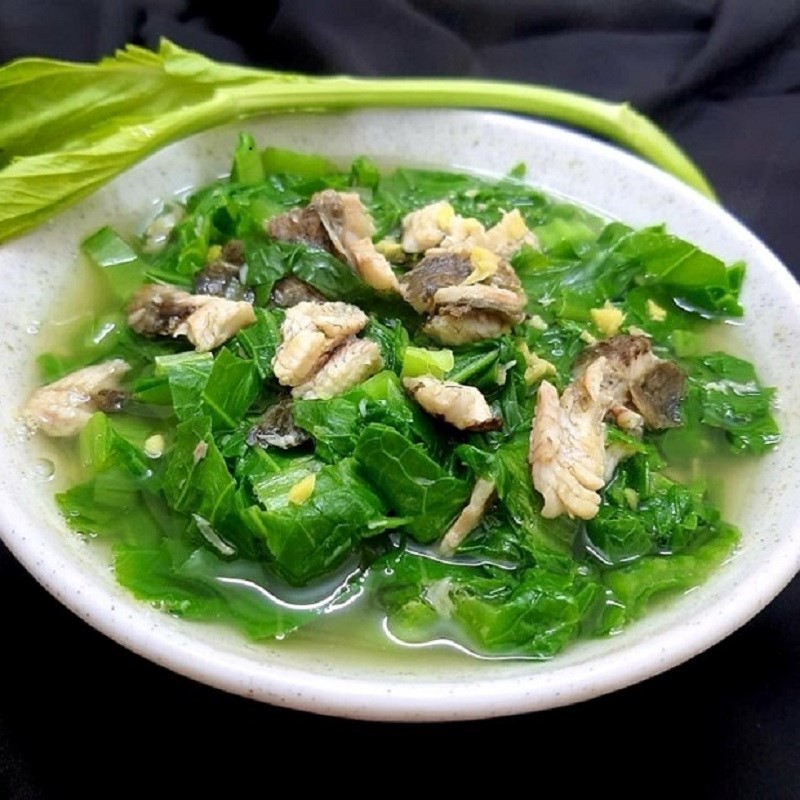 Tô canh cá rô rau cải bẹ xanh thơm ngon, hấp dẫn đã hoàn thành