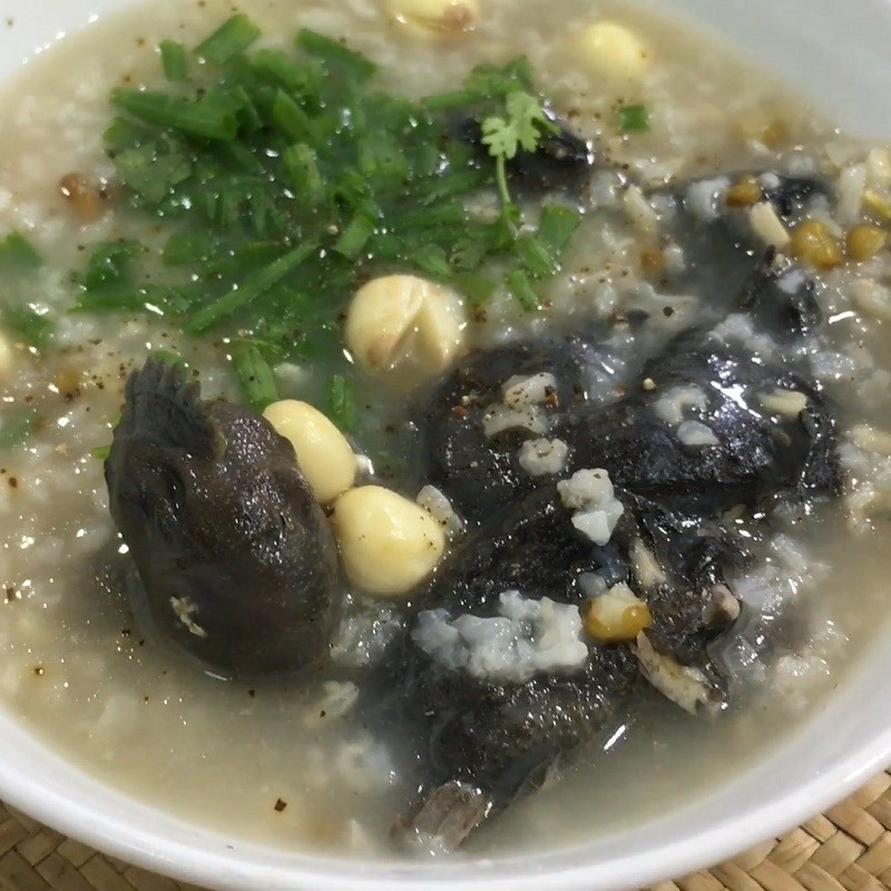 Cháo hạt sen đậu xanh gà ác thành phẩm, thơm ngon bổ dưỡng