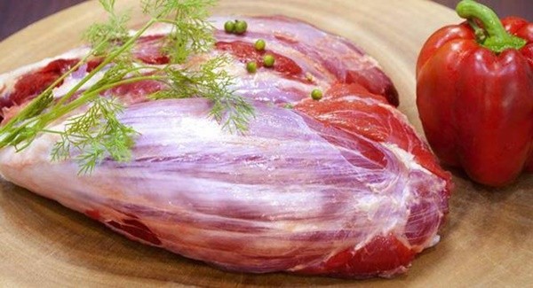 Bắp bò nguyên khối, lý tưởng cho cách nấu thịt bò hầm mềm ngon