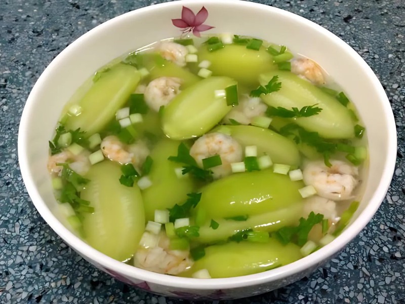 Canh dưa leo tôm đất tươi ngon bổ dưỡng