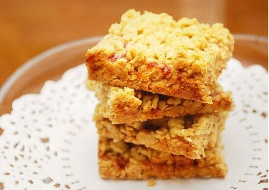 bánh ngũ cốc vị mứt thơm ngon