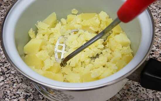nghiền nhuyễn khoai tây