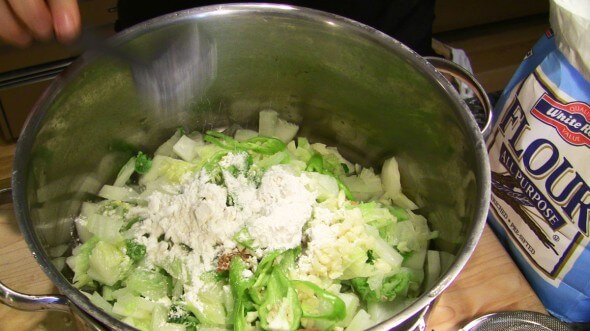Cách làm súp cải thảo đậu nành thơm ngon 5