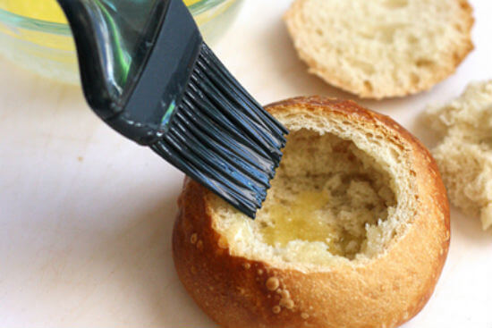 Cách làm bánh mì phô mai thịt nguội đơn giản cho bữa sáng 4