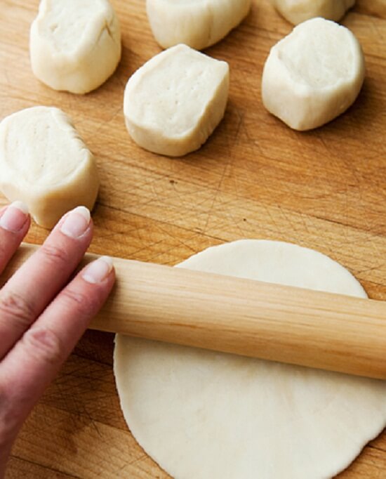 Lăn bánh - cách làm bánh bao