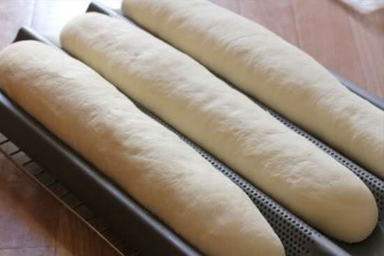 Cách làm bánh mì Pháp Baguette ngon như ngoài hàng 7