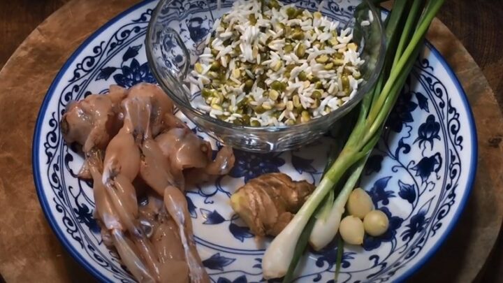 Nguyên liệu chính cho món cháo ếch đậu xanh bổ dưỡng