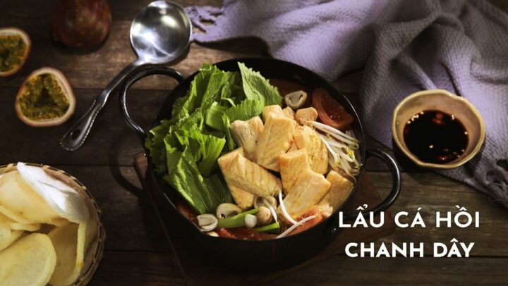 Cá hồi tươi ngon chuẩn bị cho món lẩu