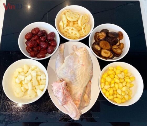 Nguyên liệu tươi ngon để nấu món gà ngũ quả
