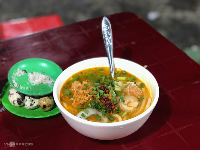 Banh canh cua 1 7072 1593393351