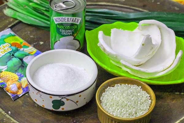 Sử dụng nước cốt dừa đóng hộp tiện lợi trong cách nấu thạch dừa non