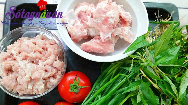Các nguyên liệu tươi ngon để nấu bánh đa sườn non chả viên
