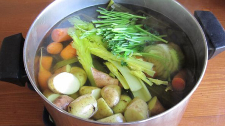 bi quyet nau nuoc dung chay cuc ngon tu rau cu qua 6