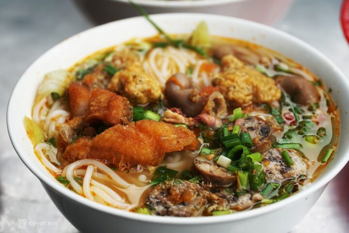 bun ca cay hai phong o ha noi 12