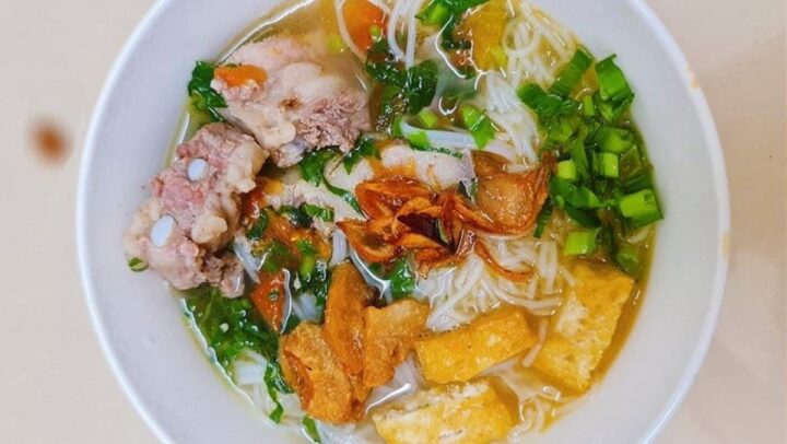 Hình ảnh món bún ốc bươu sườn non đã hoàn thành