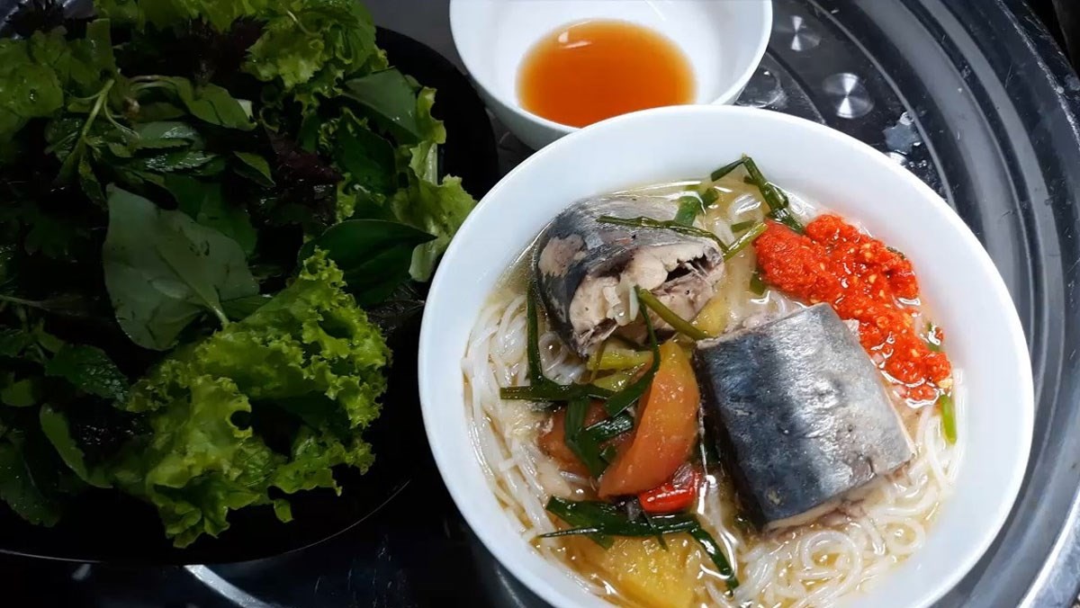 Tô bún cá nục thơm ngon hấp dẫn