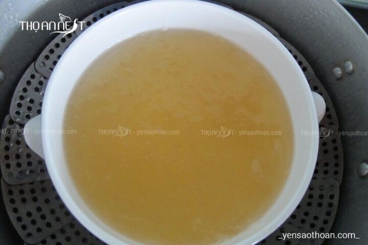 Chuẩn bị nguyên liệu cơ bản cho cách nấu tổ yến ngon tại nhà