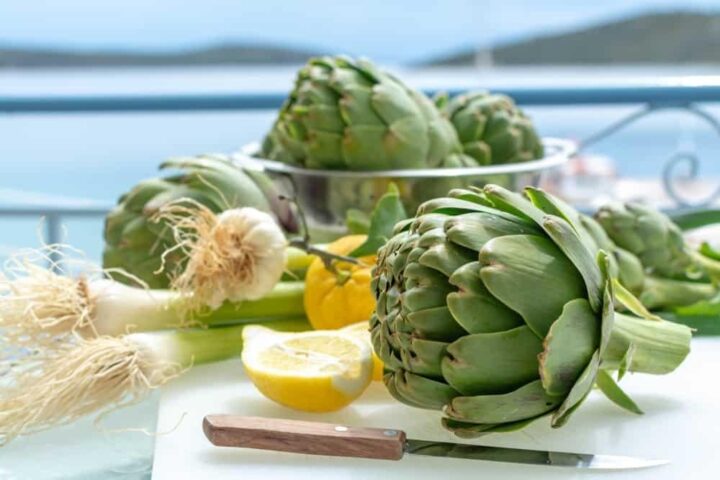 Cách chọn bông atiso tươi ngon