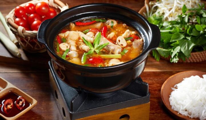 cach lam lau kim chi chan ga dai san sat chua cay ngon kho cuong 202211021858452580